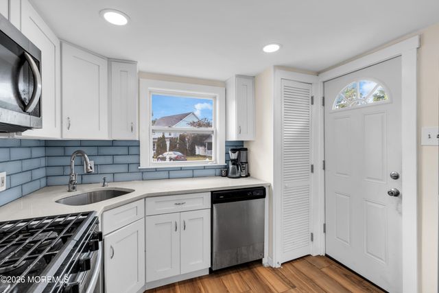 701 Beachview Avenue, Union Beach, NJ 07735