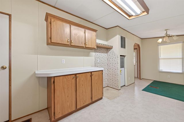235 Iris, Livingston, TX 77351
