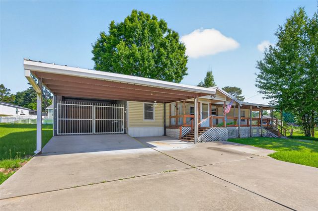 235 Iris, Livingston, TX 77351