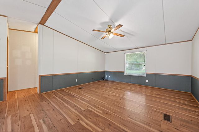 235 Iris, Livingston, TX 77351