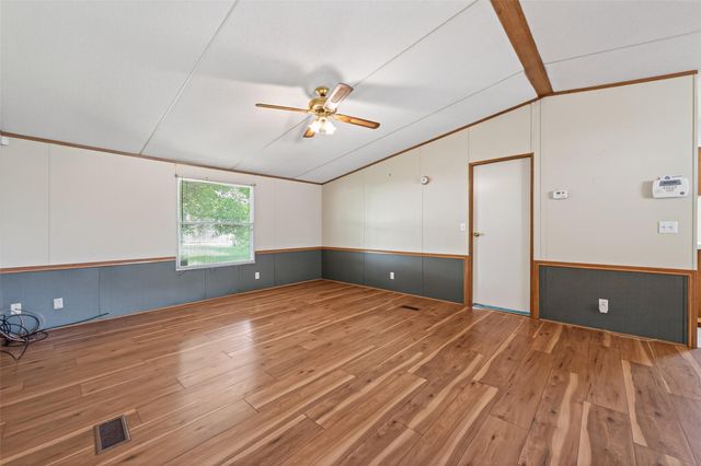 235 Iris, Livingston, TX 77351