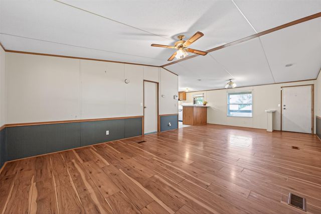 235 Iris, Livingston, TX 77351