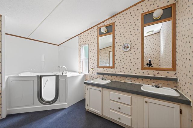235 Iris, Livingston, TX 77351