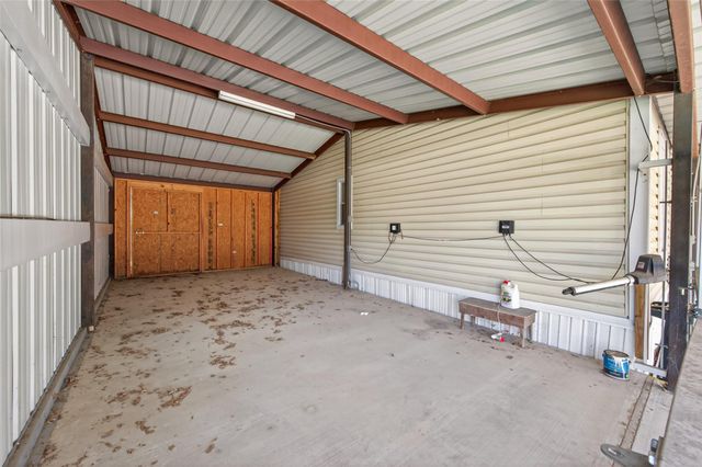 235 Iris, Livingston, TX 77351