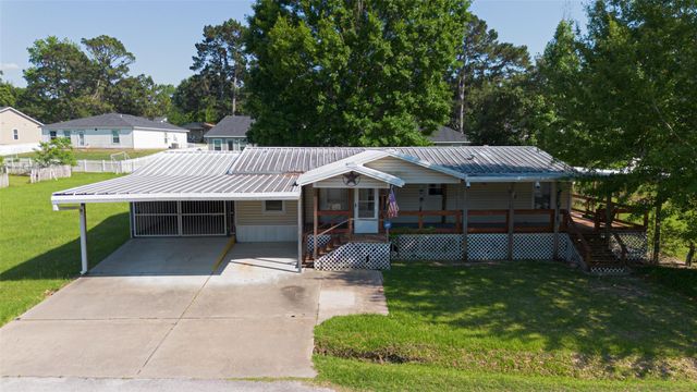 235 Iris, Livingston, TX 77351