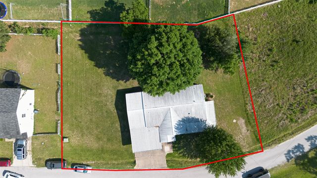 235 Iris, Livingston, TX 77351