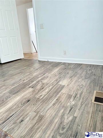 507 W Washington St, Dillon, SC 29536