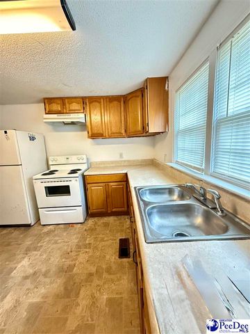 507 W Washington St, Dillon, SC 29536