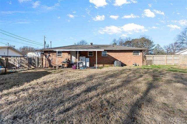 1900 Treasure Street, Kennett, MO 63857