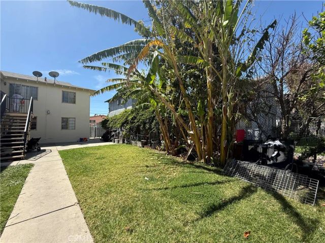 18018 Schoenborn Street, Northridge, CA 91325