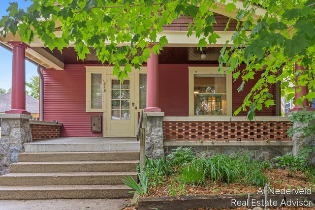 218 Wellington Avenue SE, Grand Rapids, MI 49506