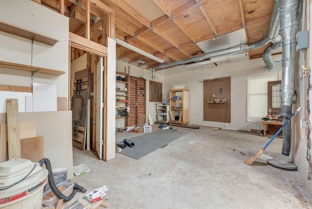 1022 Oak Tree Drive, Fort Worth, TX 76140