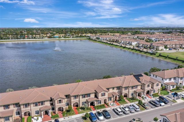 11295 W 34th Way, Hialeah, FL 33018