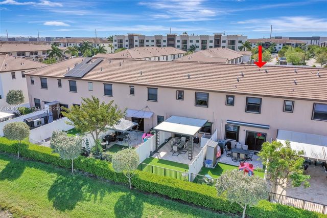 11295 W 34th Way, Hialeah, FL 33018