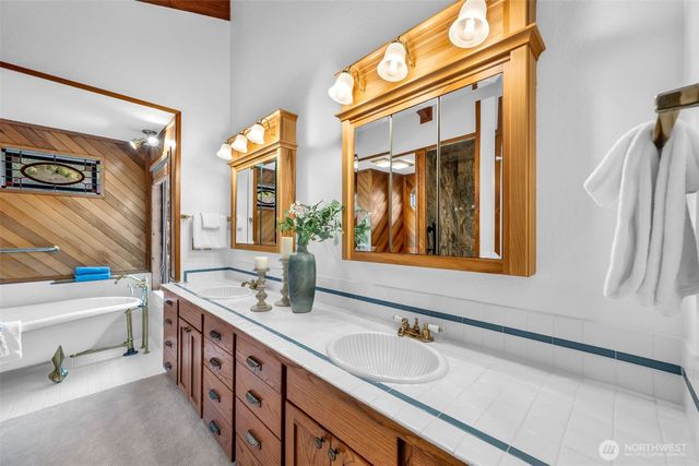 10200 Marine View Drive, Mukilteo, WA 98275