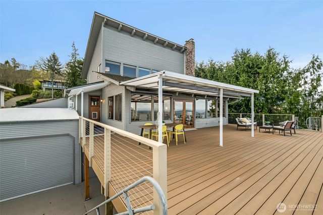 10200 Marine View Drive, Mukilteo, WA 98275