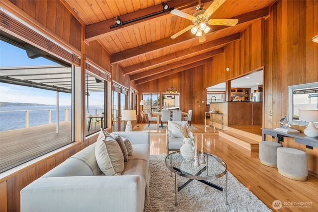 10200 Marine View Drive, Mukilteo, WA 98275