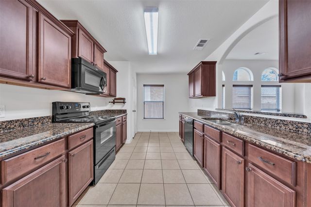 113 Kincaid Drive, Sanger, TX 76266