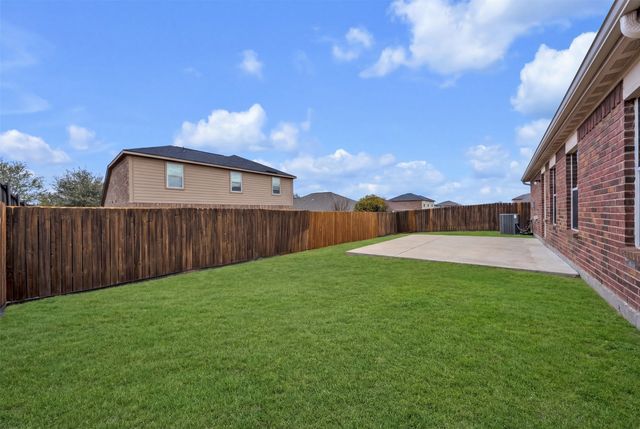 113 Kincaid Drive, Sanger, TX 76266
