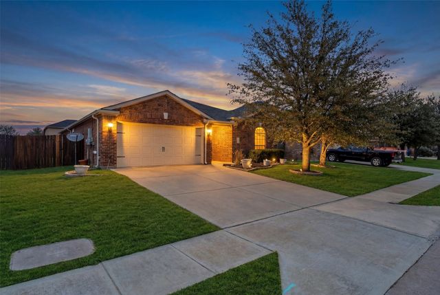 113 Kincaid Drive, Sanger, TX 76266