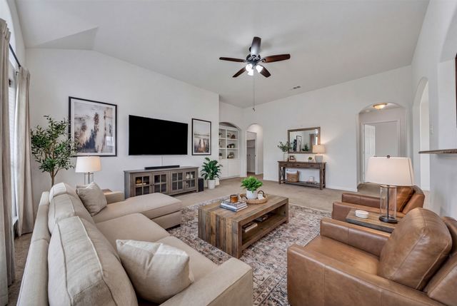 113 Kincaid Drive, Sanger, TX 76266