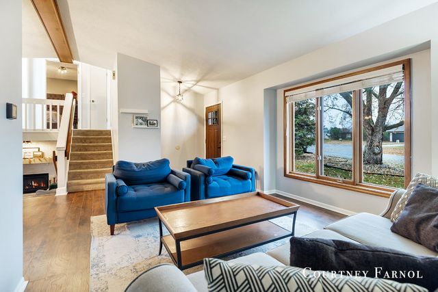 5795 Brookfarm Drive SE, Grand Rapids, MI 49508