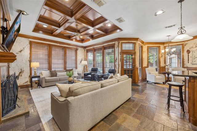 7302 Belle Meade Drive, Colleyville, TX 76034
