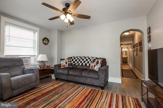 834 W MAIN ST, Palmyra, PA 17078