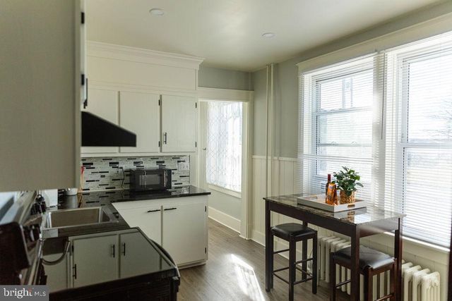 834 W MAIN ST, Palmyra, PA 17078