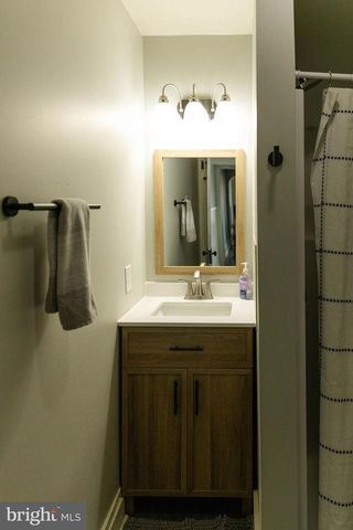 834 W MAIN ST, Palmyra, PA 17078