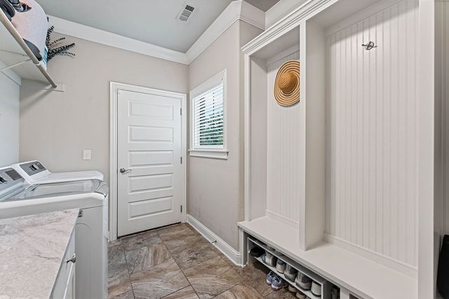 2499 Brookwater Lane, Fayetteville, AR 72703