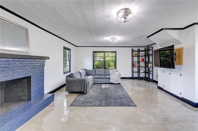 2441 Sims Drive NE, Marietta, GA 30066