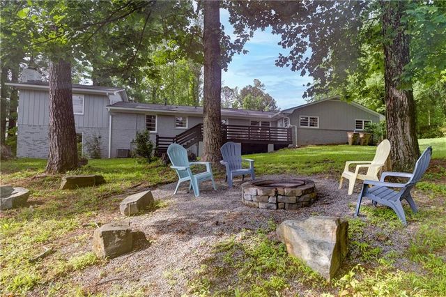 2441 Sims Drive NE, Marietta, GA 30066
