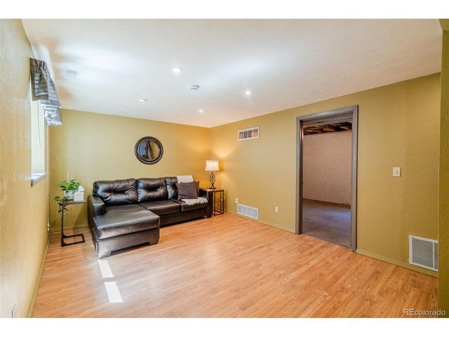 6870 Riverwood Ln, Colorado Springs, CO 80918