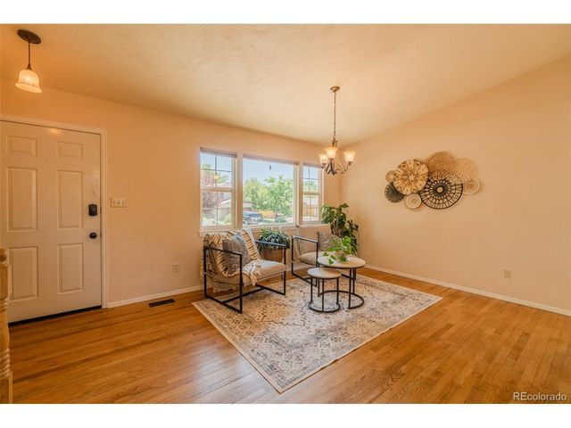 6870 Riverwood Ln, Colorado Springs, CO 80918