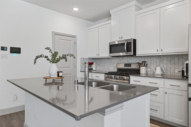 9000 Phoebe Road, Frisco, TX 75035