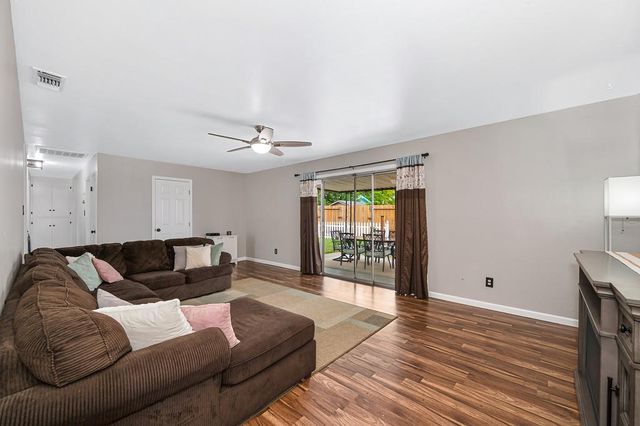 5429 Rambler Way, Sacramento, CA 95841