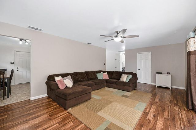 5429 Rambler Way, Sacramento, CA 95841