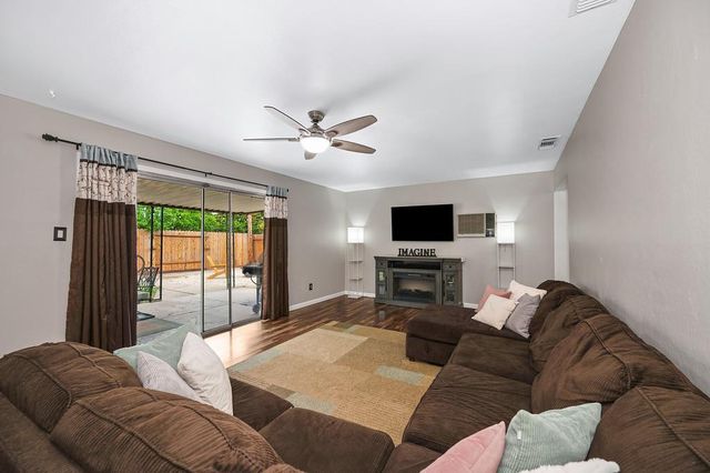 5429 Rambler Way, Sacramento, CA 95841