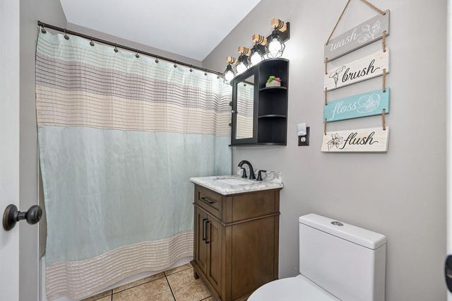 5429 Rambler Way, Sacramento, CA 95841