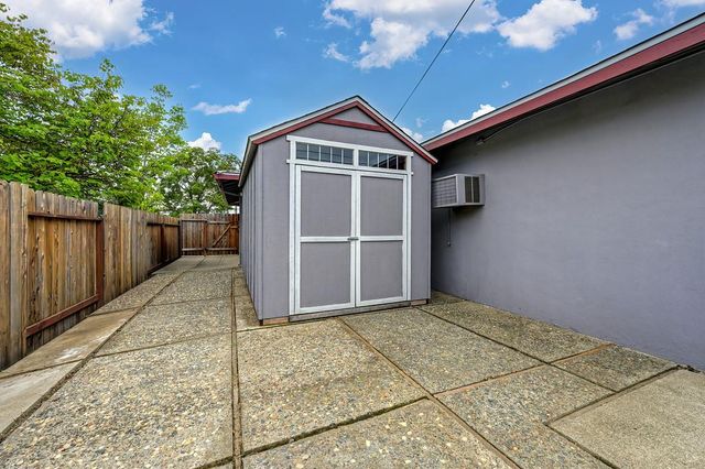 5429 Rambler Way, Sacramento, CA 95841