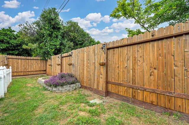 5429 Rambler Way, Sacramento, CA 95841