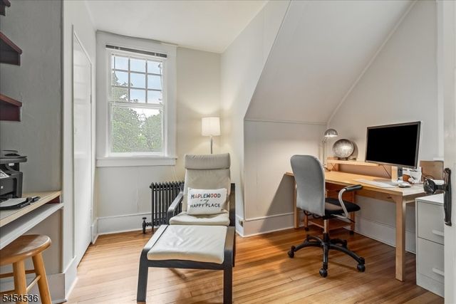 21 Oakview Ave, Maplewood Twp., NJ 07040