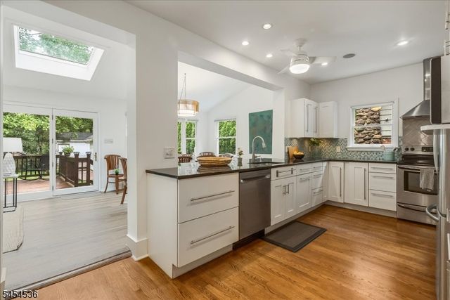 21 Oakview Ave, Maplewood Twp., NJ 07040