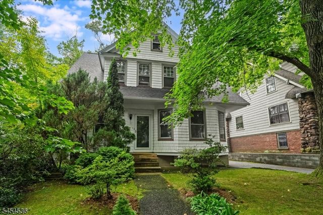 21 Oakview Ave, Maplewood Twp., NJ 07040