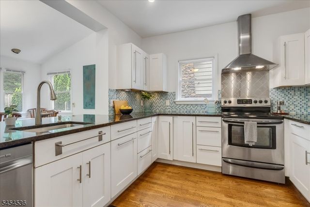 21 Oakview Ave, Maplewood Twp., NJ 07040