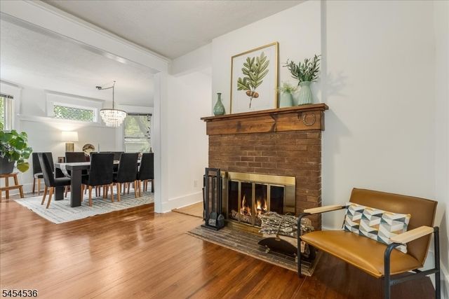 21 Oakview Ave, Maplewood Twp., NJ 07040