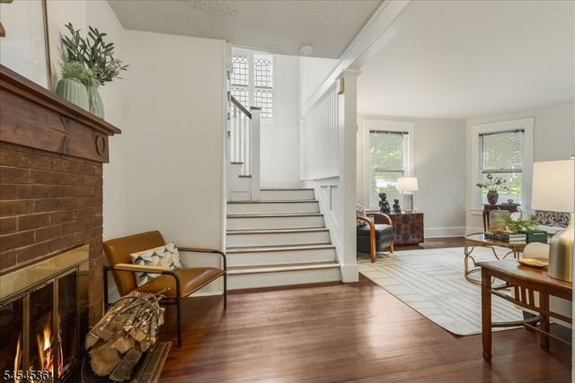 21 Oakview Ave, Maplewood Twp., NJ 07040
