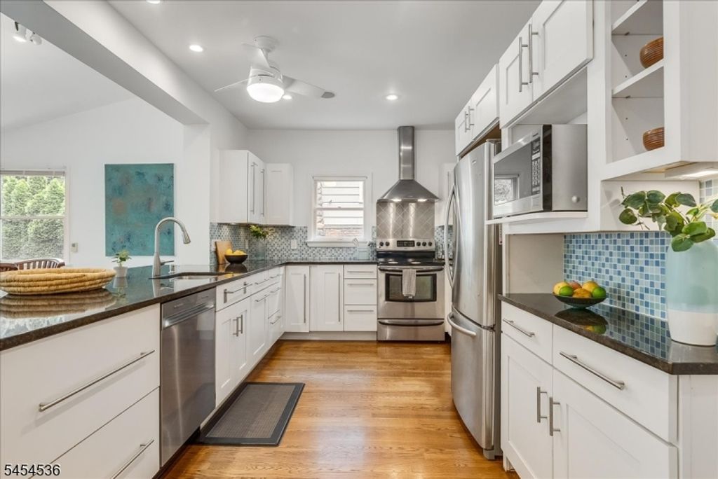 21 Oakview Ave, Maplewood Twp., NJ 07040 — photo 4