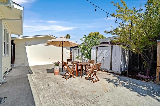 621 Macarthur Avenue, Redwood City, CA 94063